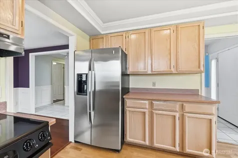 9240 S 240 Place Kent WA 98030