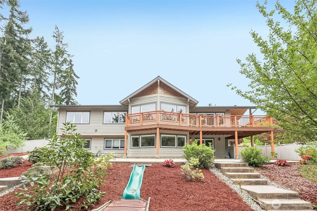 15831 SE 43rd Place Bellevue WA 98006