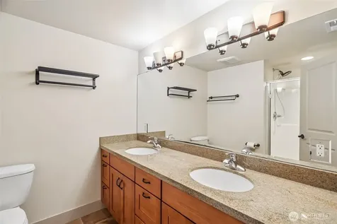 15831 SE 43rd Place Bellevue WA 98006