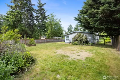 16715 122nd Ave E Puyallup WA 98374