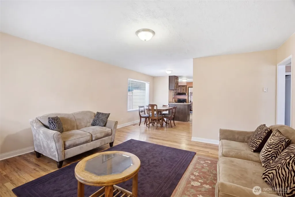 27 E Street SW Ephrata WA 98823