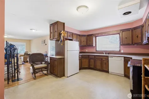 27 E Street SW Ephrata WA 98823
