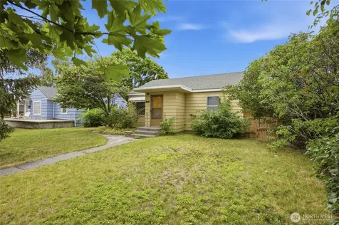 27 E Street SW Ephrata WA 98823