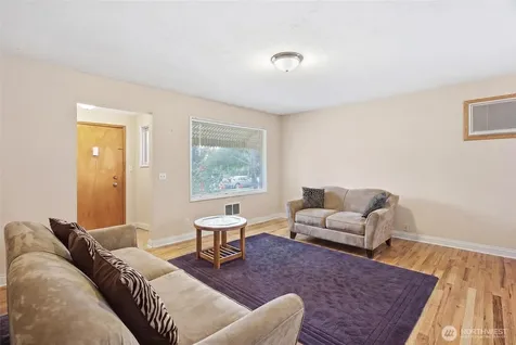 27 E Street SW Ephrata WA 98823