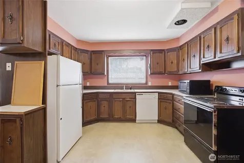 27 E Street SW Ephrata WA 98823