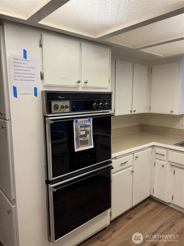4343 Highline Drive SE Olympia WA 98501