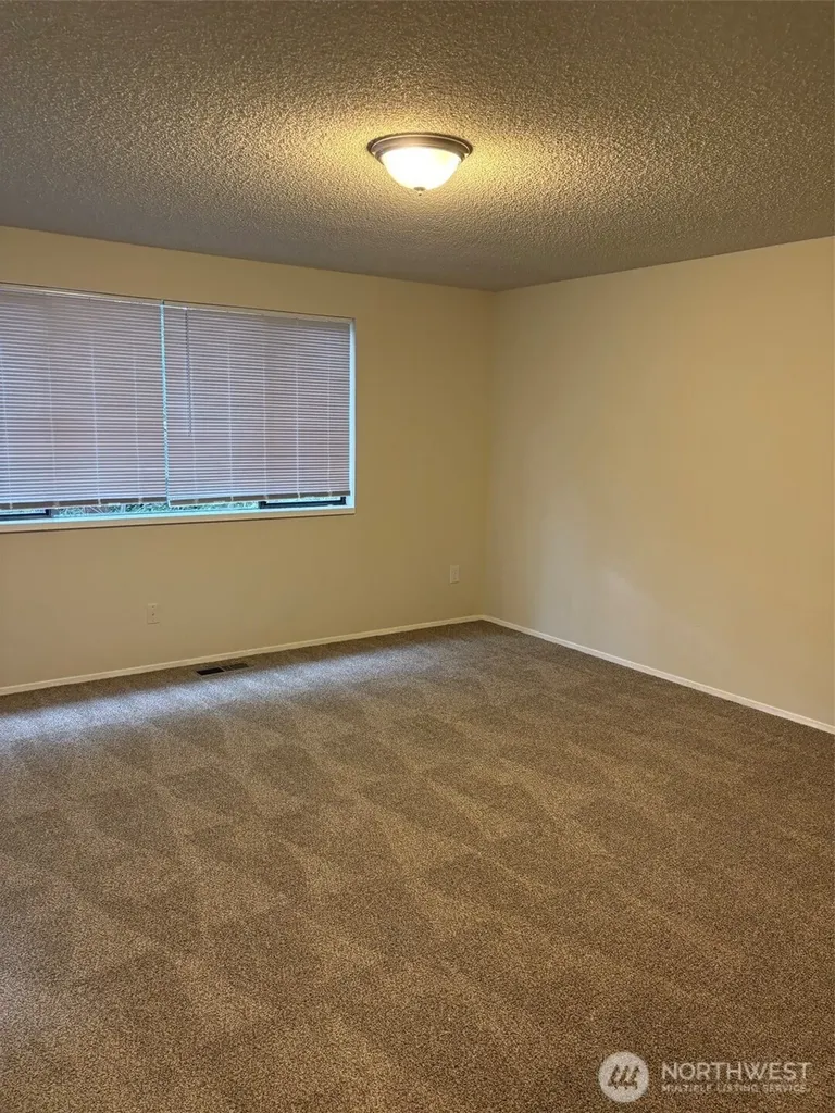 4343 Highline Drive SE Olympia WA 98501