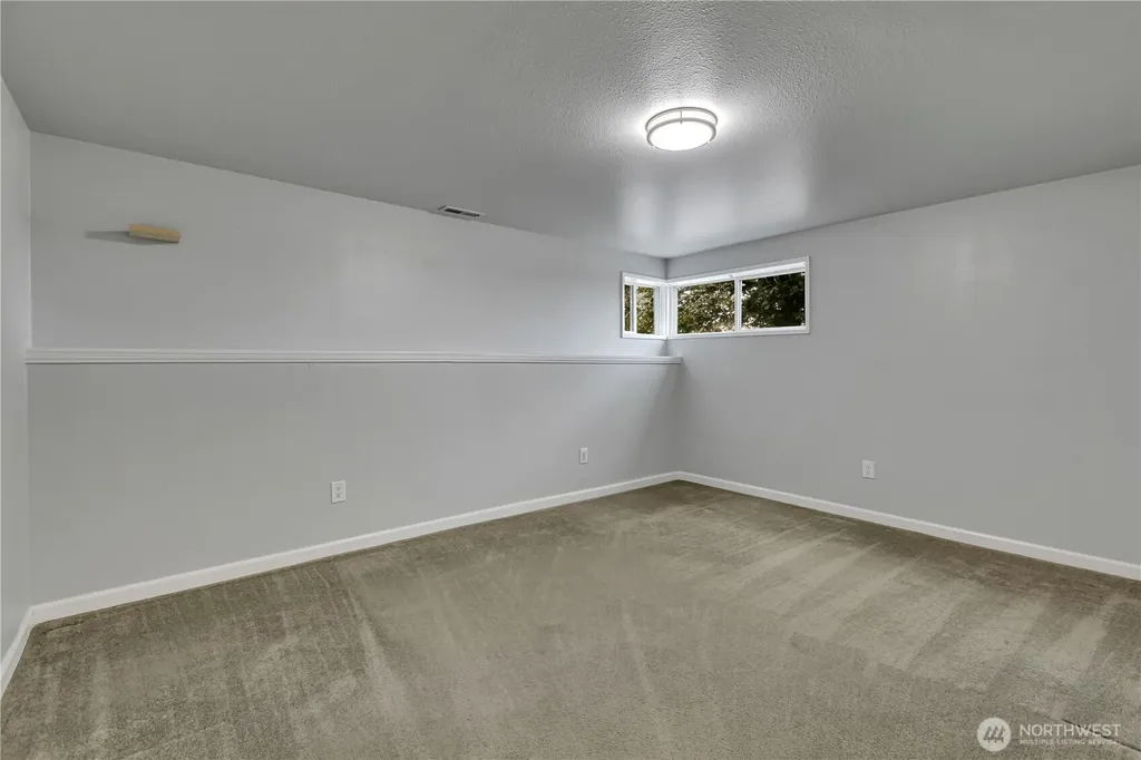 26802 148th Avenue SE Kent WA 98042