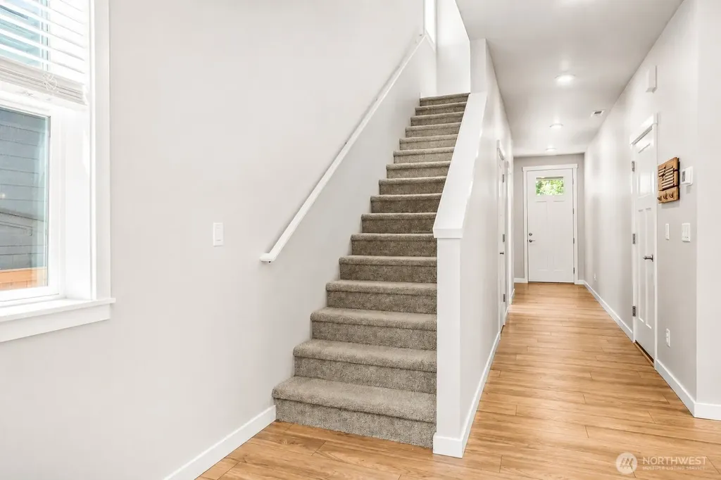 25220 176th Avenue SE Covington WA 98042