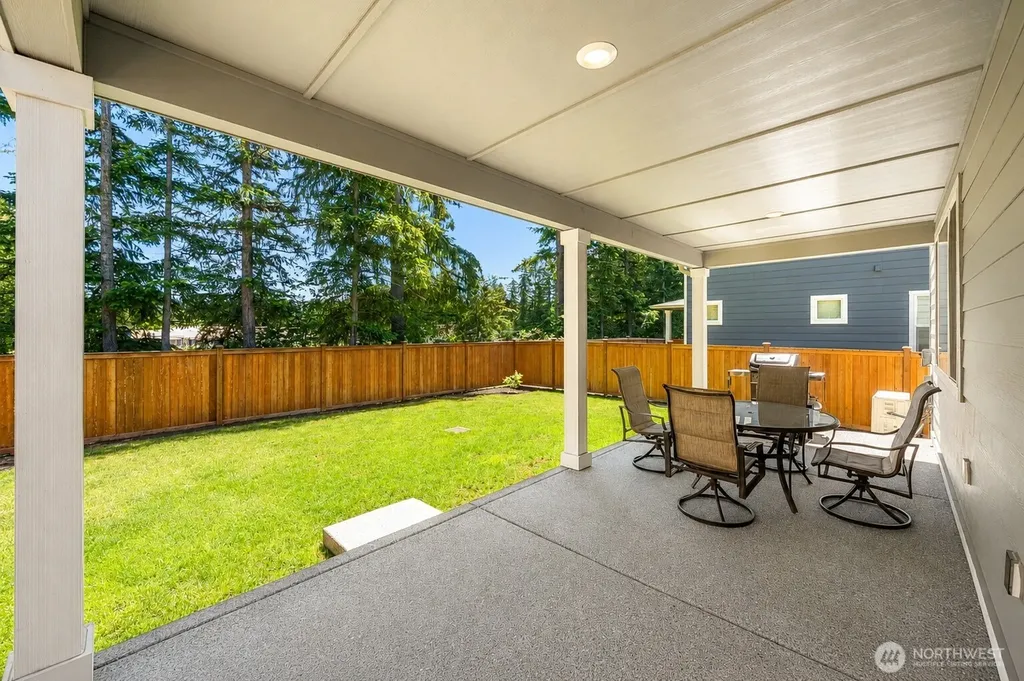 25220 176th Avenue SE Covington WA 98042
