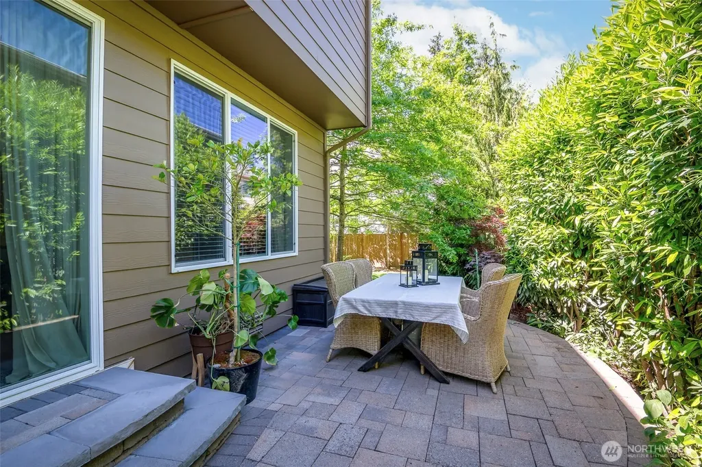 24026 SE 278th Court Maple Valley WA 98038