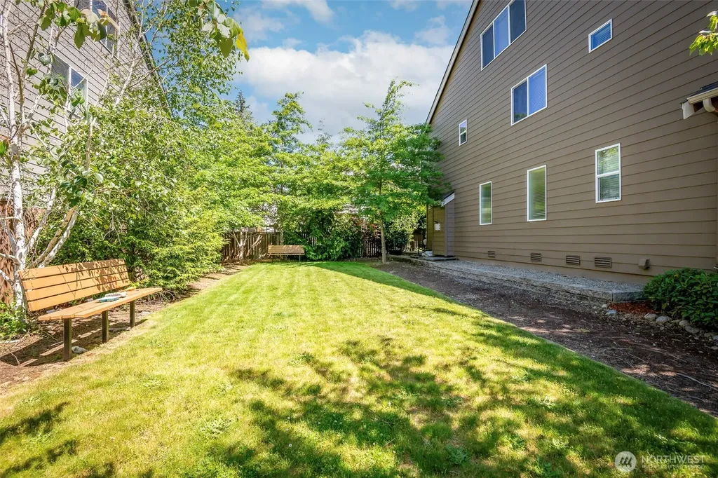 24026 SE 278th Court Maple Valley WA 98038