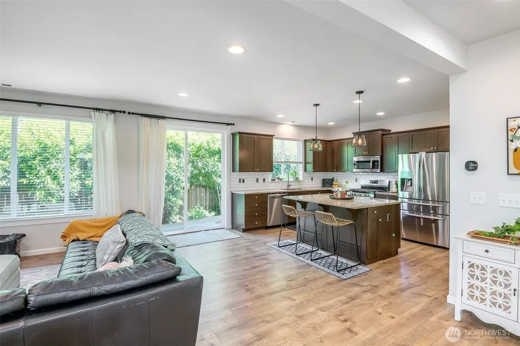 24026 SE 278th Court Maple Valley WA 98038