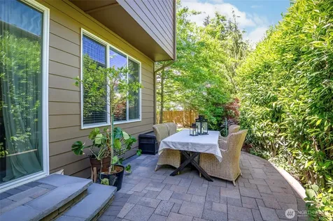 24026 SE 278th Court Maple Valley WA 98038