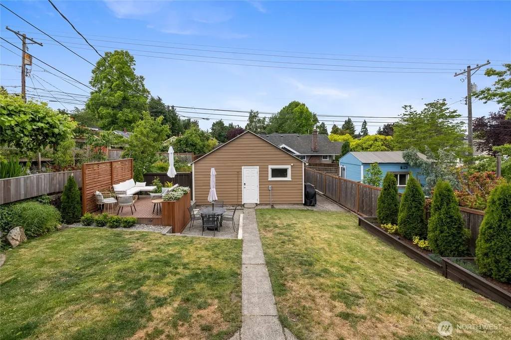 920 N Sheridan Avenue Tacoma WA 98403