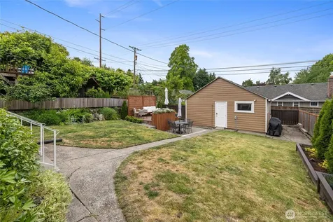 920 N Sheridan Avenue Tacoma WA 98403