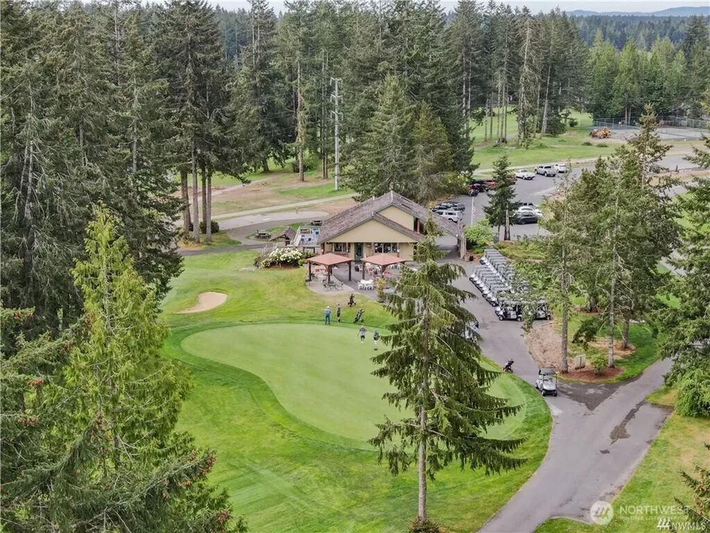 321 Fairway Drive Allyn WA 98524