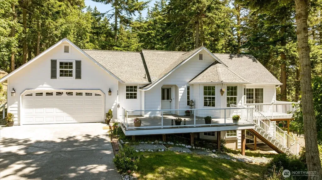 620 Coronado Avenue Coupeville WA 98239