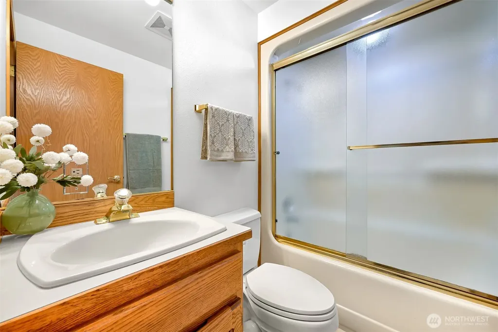 5028 Aldrich Road Bellingham WA 98226