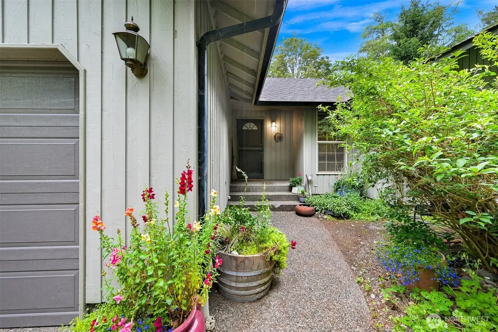 5028 Aldrich Road Bellingham WA 98226