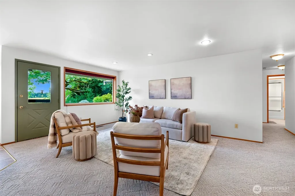 5028 Aldrich Road Bellingham WA 98226