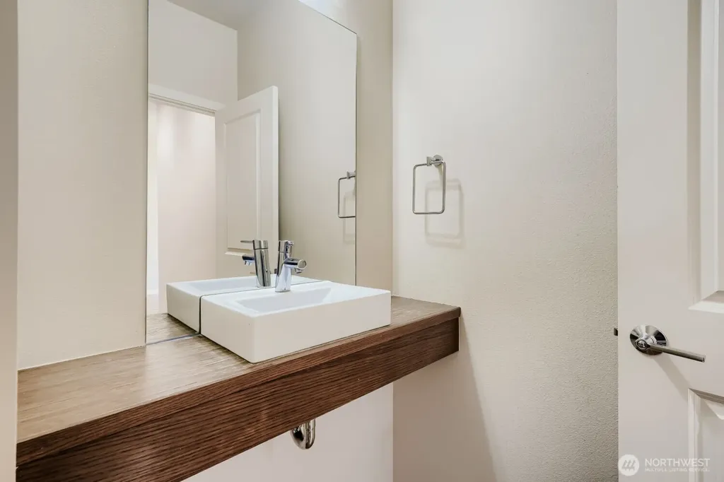 3812 NE 23rd Place Renton WA 98056