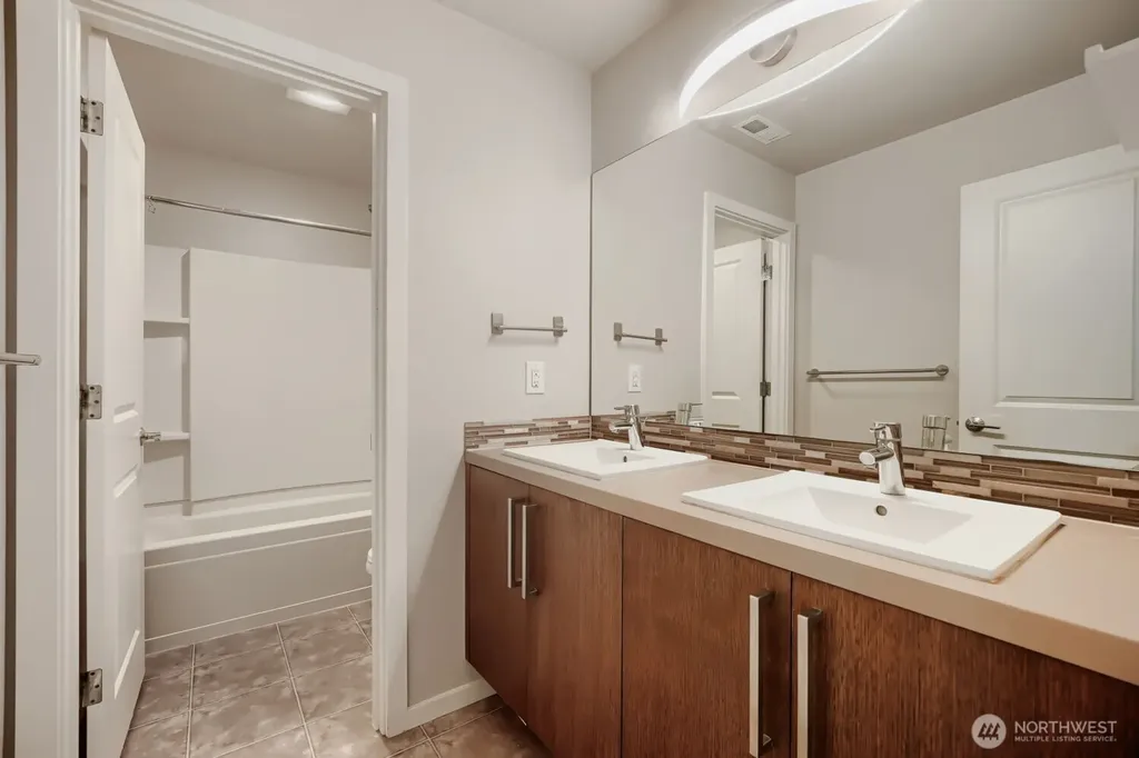 3812 NE 23rd Place Renton WA 98056