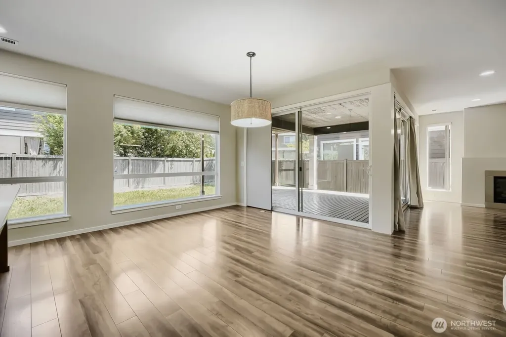 3812 NE 23rd Place Renton WA 98056