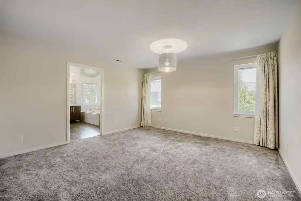 3812 NE 23rd Place Renton WA 98056