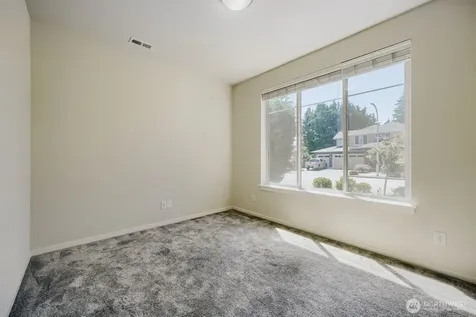 3812 NE 23rd Place Renton WA 98056