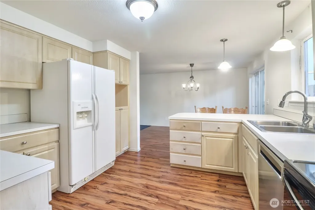 22323 Glenview Court SE Yelm WA 98597