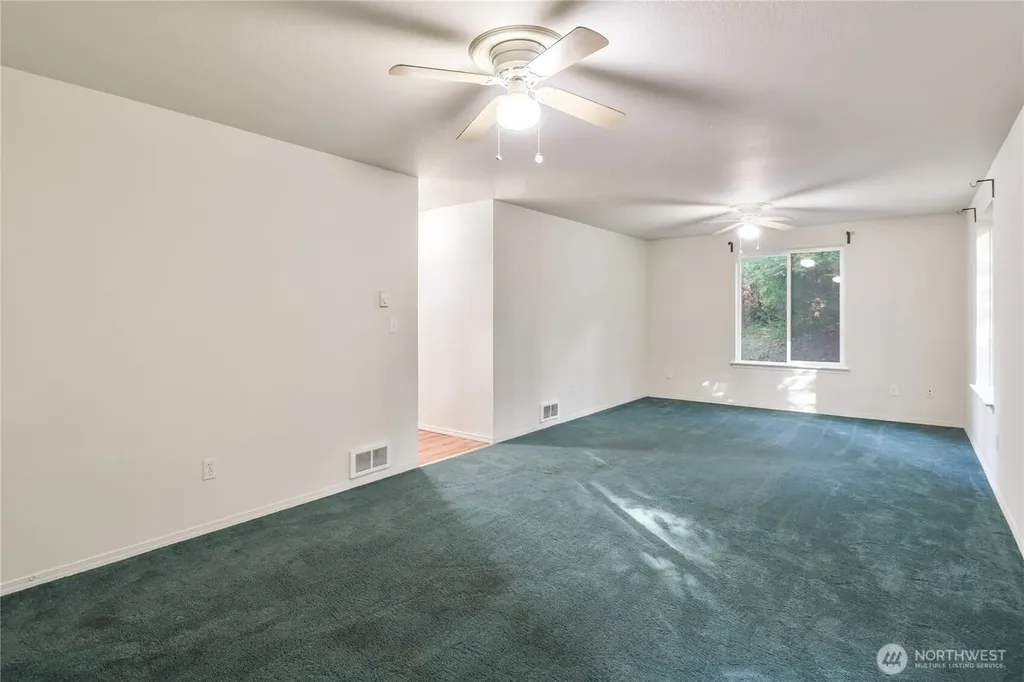 22323 Glenview Court SE Yelm WA 98597