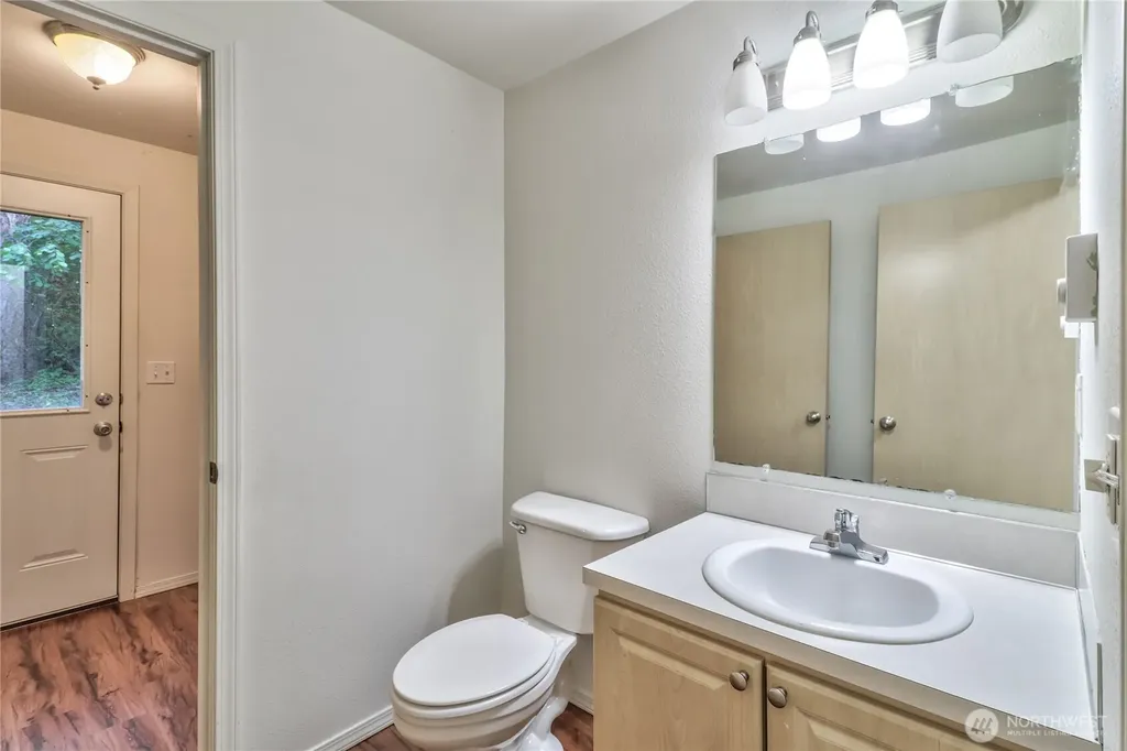 22323 Glenview Court SE Yelm WA 98597