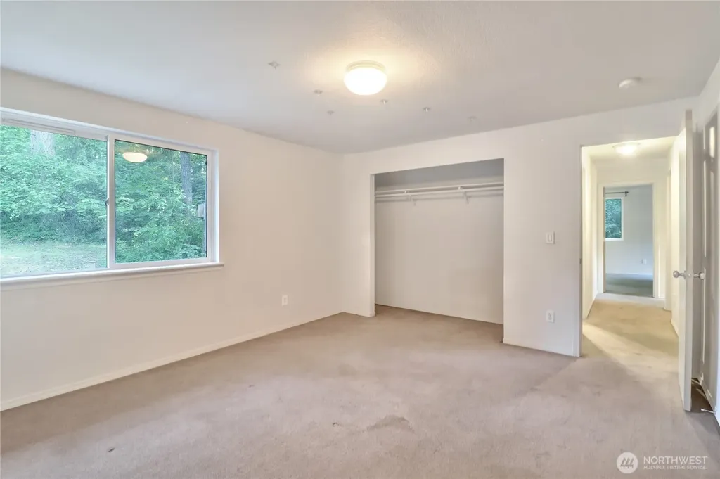 22323 Glenview Court SE Yelm WA 98597
