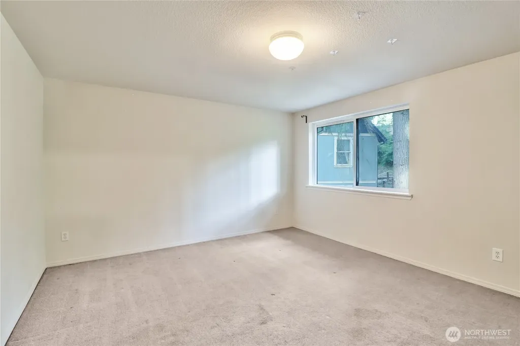22323 Glenview Court SE Yelm WA 98597