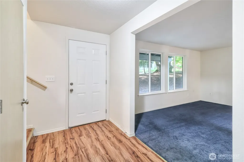 22323 Glenview Court SE Yelm WA 98597