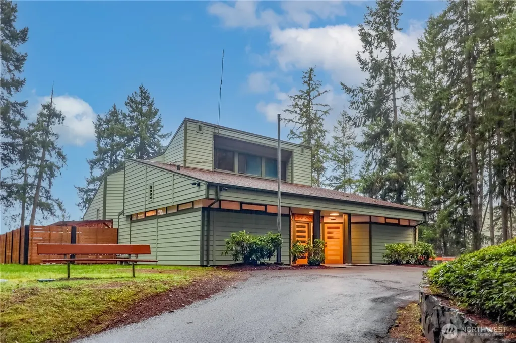 22323 Glenview Court SE Yelm WA 98597