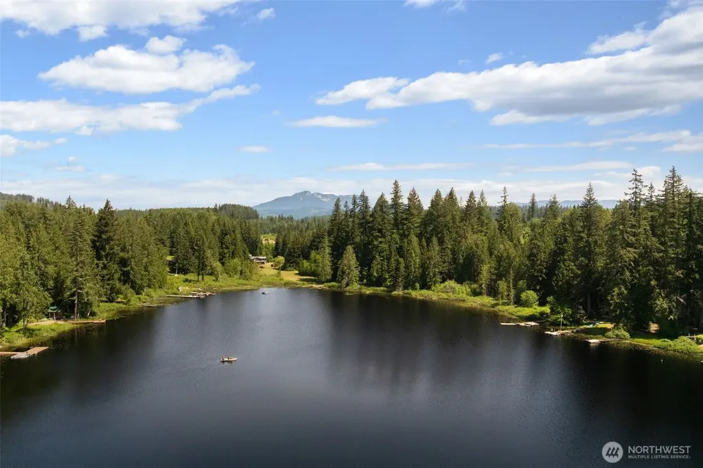 8530 E Lake Cochran Road Monroe WA 98272
