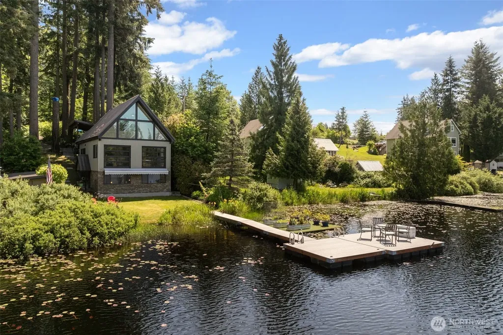 8530 E Lake Cochran Road Monroe WA 98272