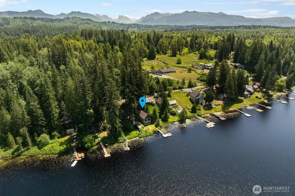 8530 E Lake Cochran Road Monroe WA 98272