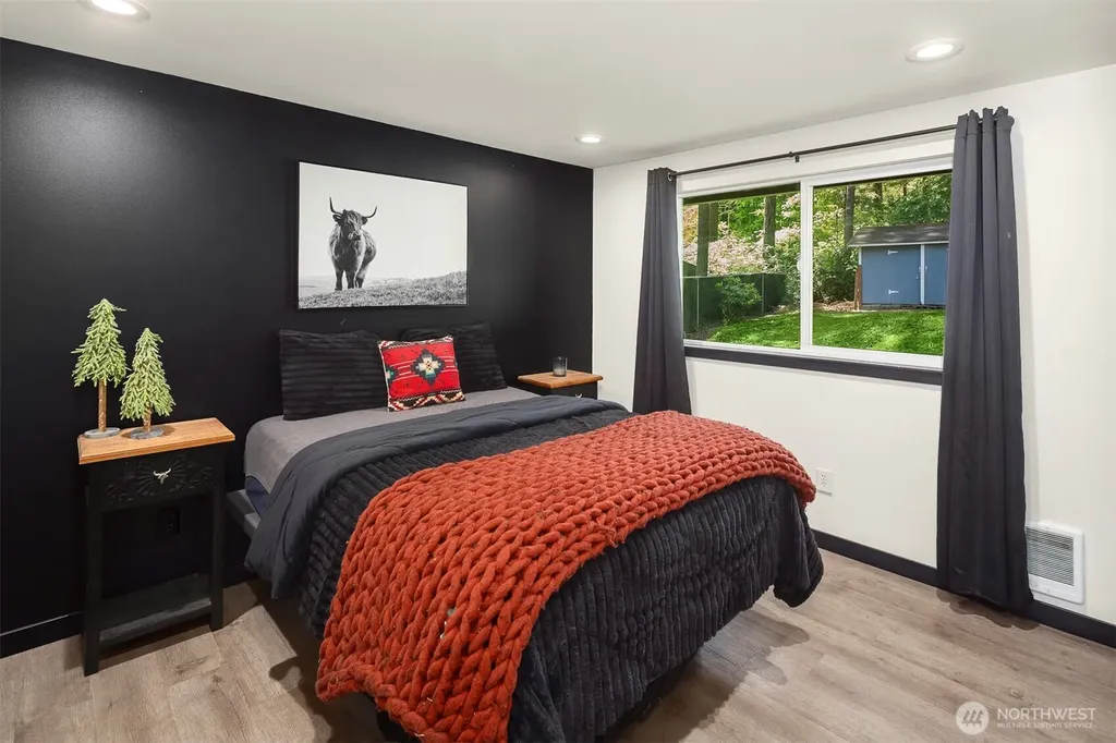 13804 Easy Street NW Gig Harbor WA 98329