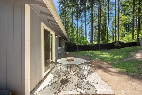 13804 Easy Street NW Gig Harbor WA 98329