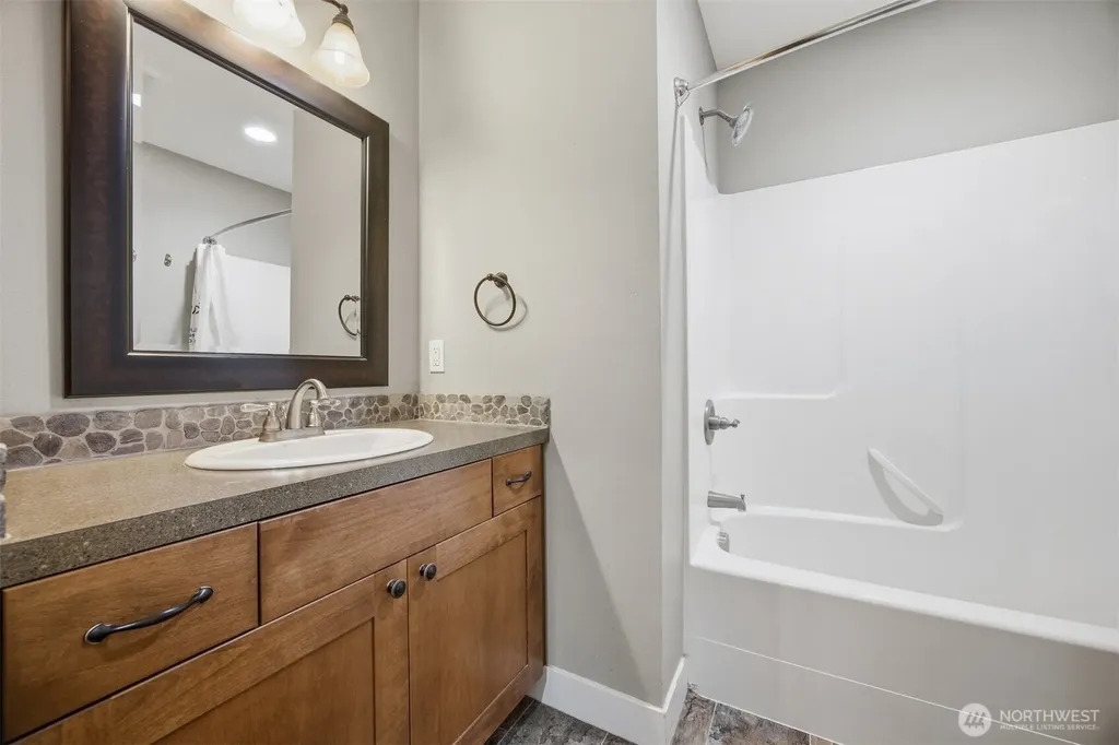 803 Mapleridge Drive Everson WA 98247