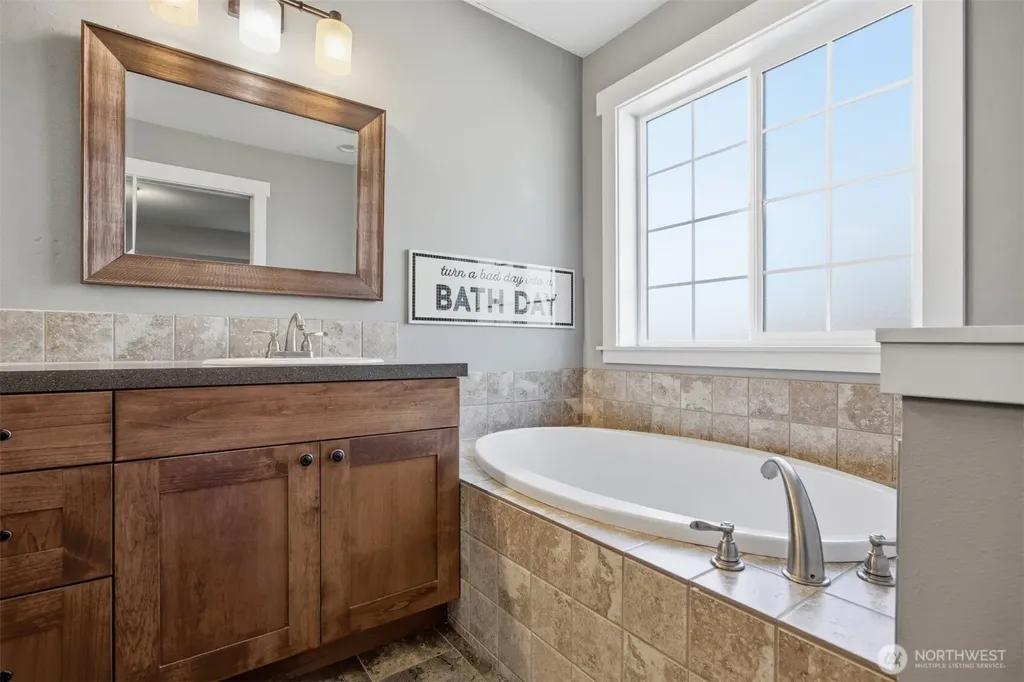803 Mapleridge Drive Everson WA 98247