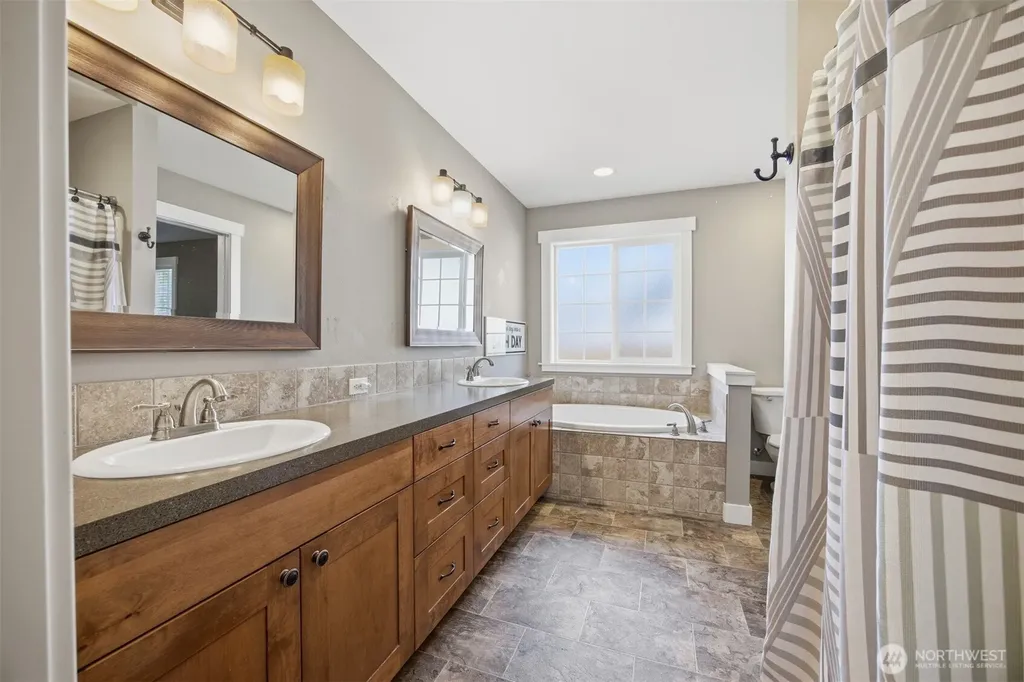 803 Mapleridge Drive Everson WA 98247
