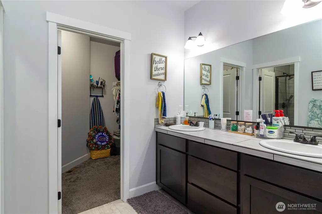 2375 NW Valley View Drive Hermiston OR 97838