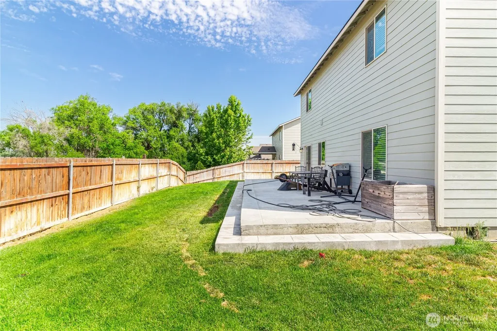 2375 NW Valley View Drive Hermiston OR 97838