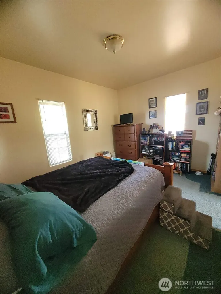 616 S Race Street Port Angeles WA 98362