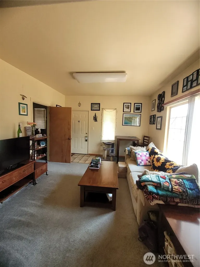 616 S Race Street Port Angeles WA 98362