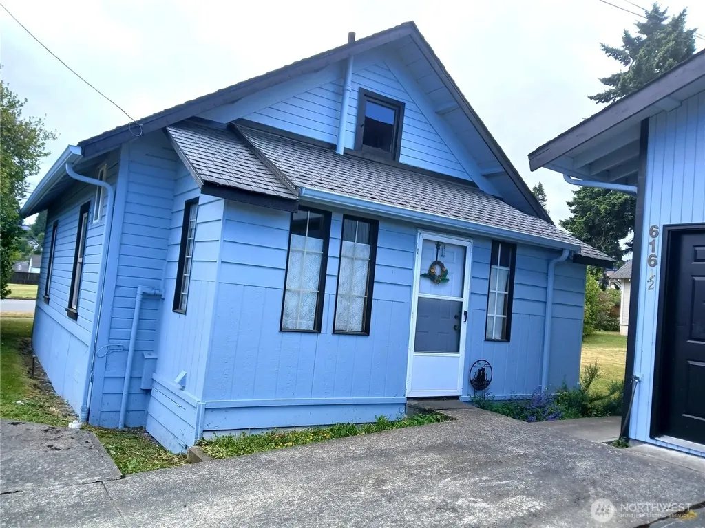 616 S Race Street Port Angeles WA 98362
